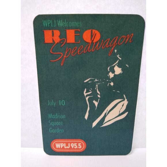 Reo Speedwagon Hi Infidelity 1981 Concert Tour Cloth Backstage Pass MSG New York - Picture 3 of 3